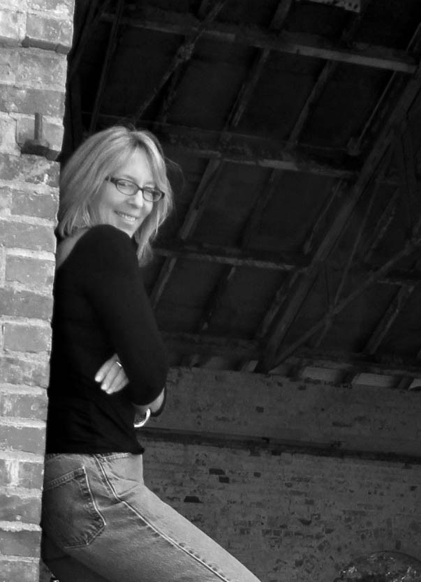 full_sht_crop-bw